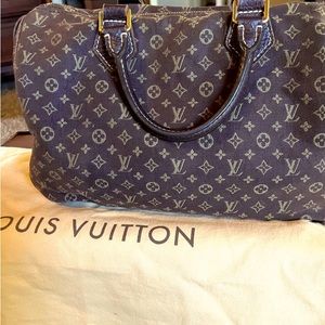 Authentic Min Lin Speedy Beautiful